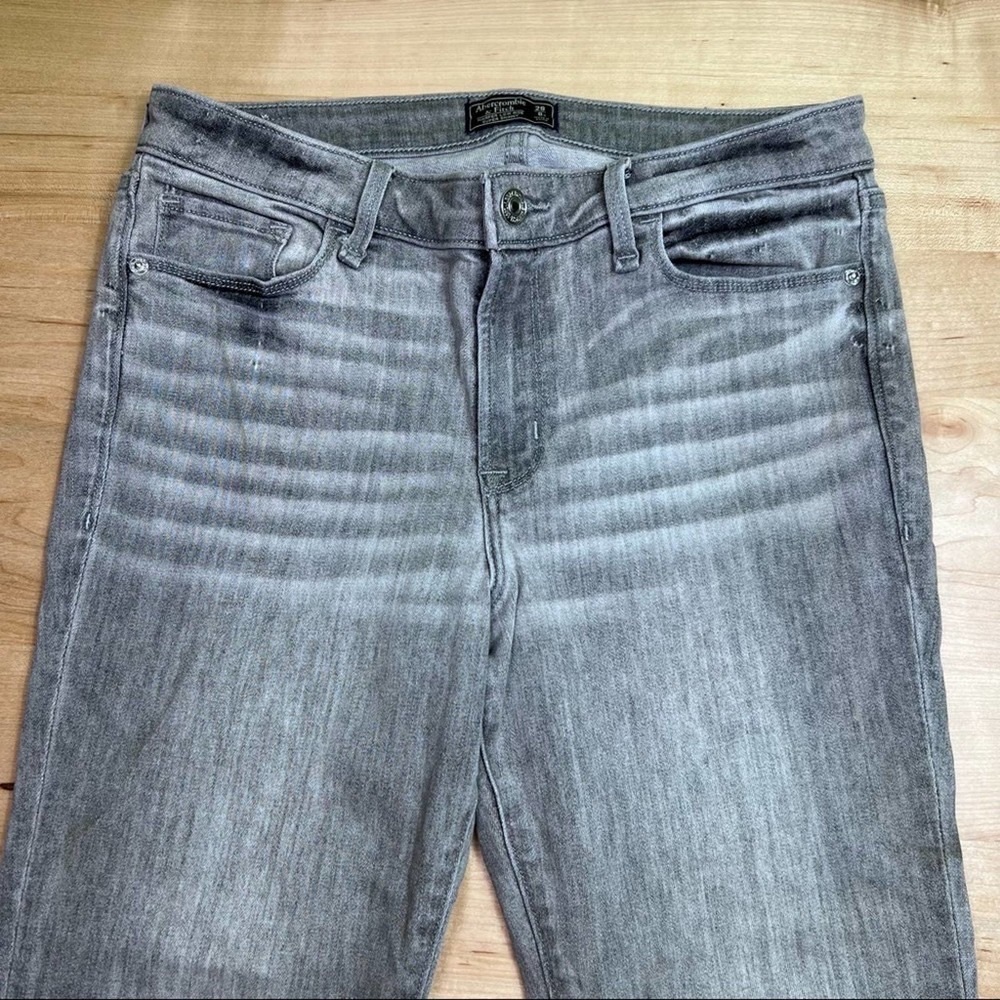 Abercrombie & Fitch Harper low rise super skinny size 29/8 grey jeans no flaws!